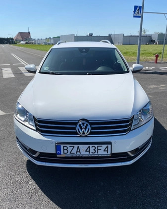 Volkswagen Passat cena 39500 przebieg: 255000, rok produkcji 2013 z Zambrów małe 137